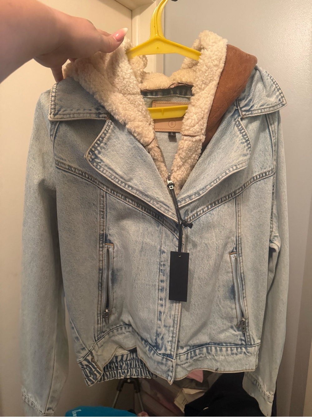 BlankNYC Light Blue Denim Jacket w/ Cream Sherpa Tan suede Hood NWT size Small